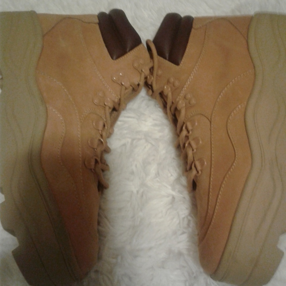 Steve Madden Hiker Boot - Picture 7 of 7